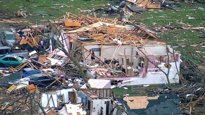 Tornado damage in Oklahoma